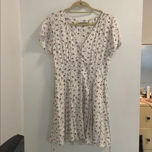 White Floral Abercrombie and Fitch button up dress
